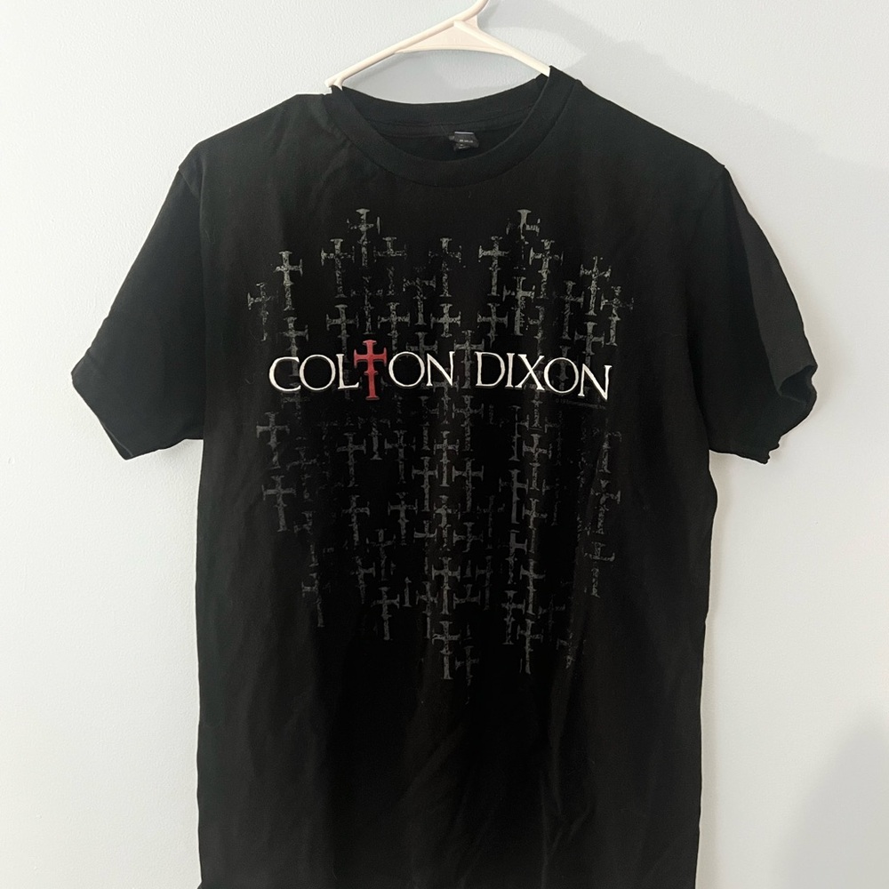 Colton Dixon concert shirt ✝️